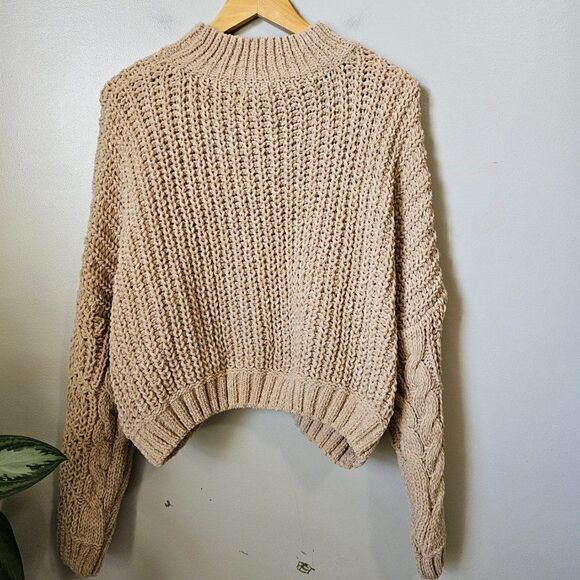 NWT POL TAN CHUNKY KNIT BATWING CHENILLE SWEATER SIZE L - Picture 4 of 15
